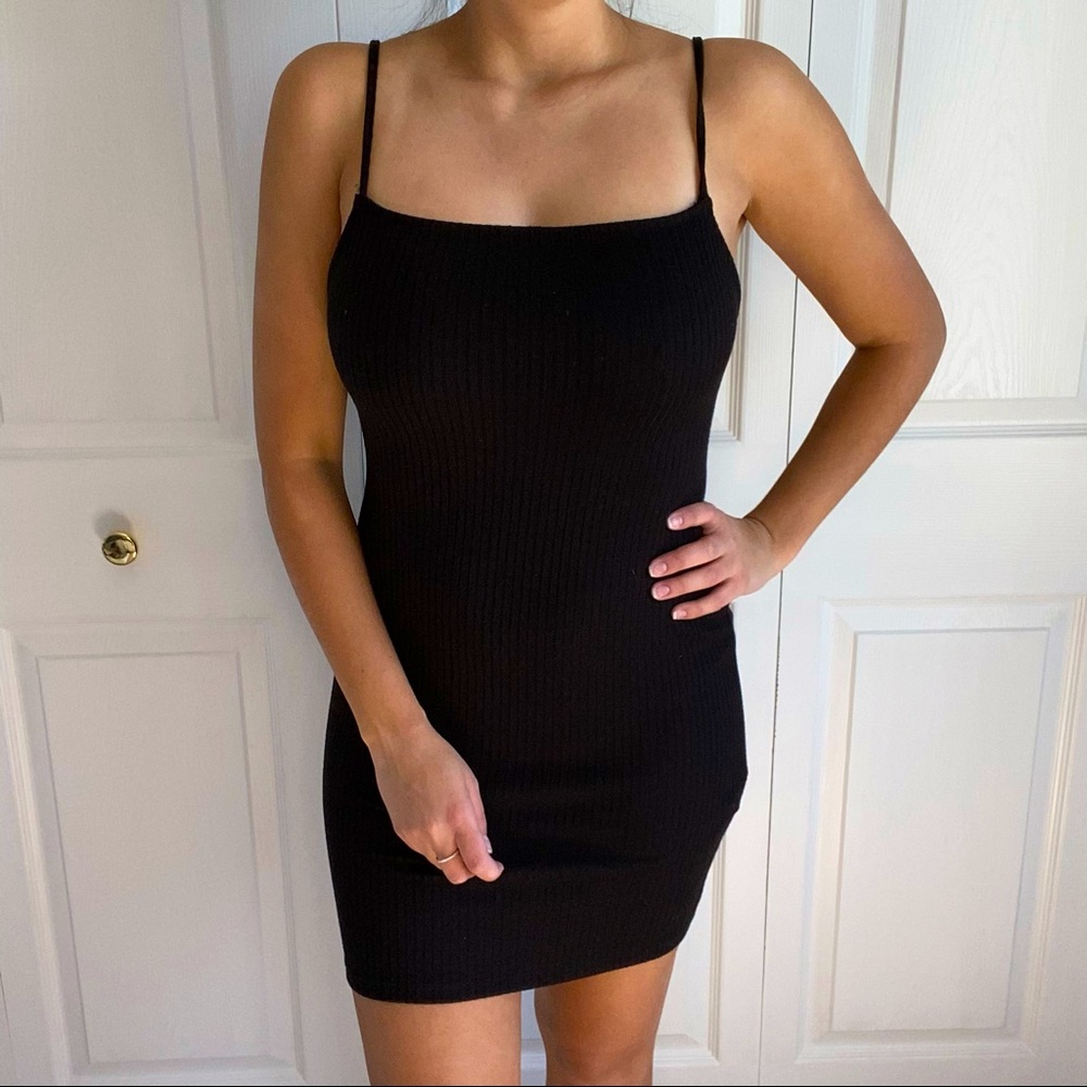 Forever 21 Little Black Dress Size: L